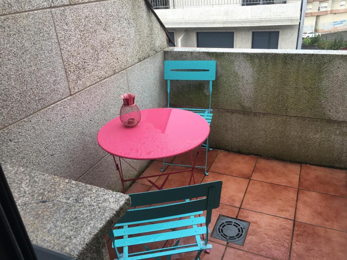 Acogedor Apartamento Atico En El Centro De O Porriño Exteriör bild