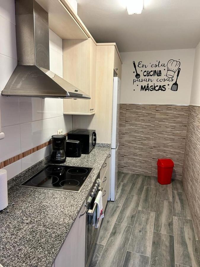 Acogedor Apartamento Atico En El Centro De O Porriño Exteriör bild