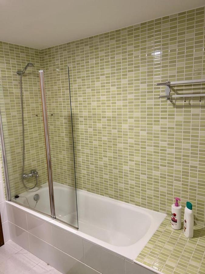 Acogedor Apartamento Atico En El Centro De O Porriño Exteriör bild